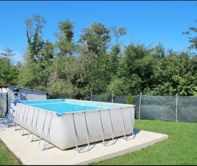 Schwimmbad im Haus Gracisce